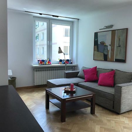 Nina Na Bielanskiej Warschau Buitenkant foto