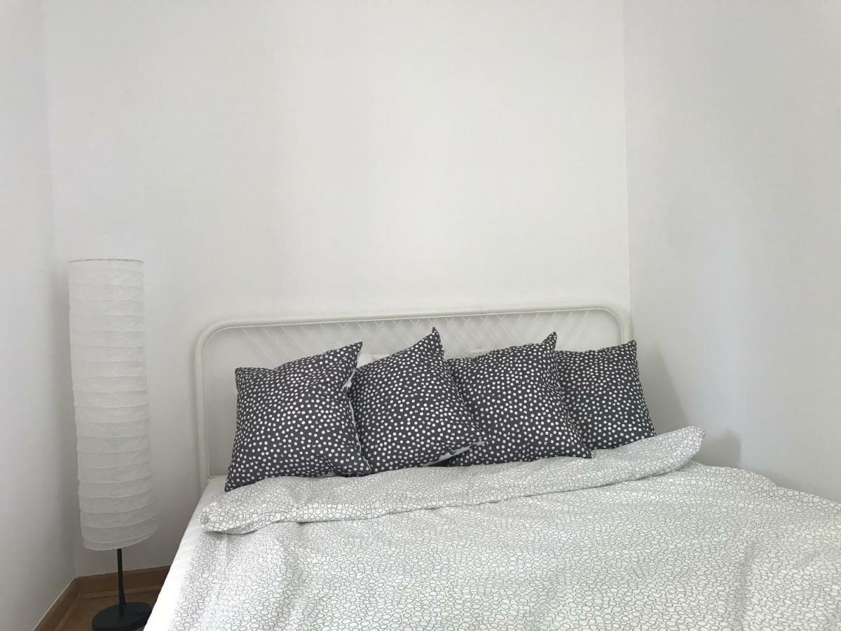 Nina Na Bielanskiej Warschau Buitenkant foto