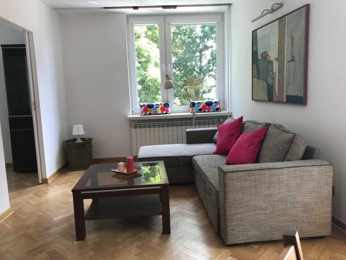 Nina Na Bielanskiej Warschau Buitenkant foto